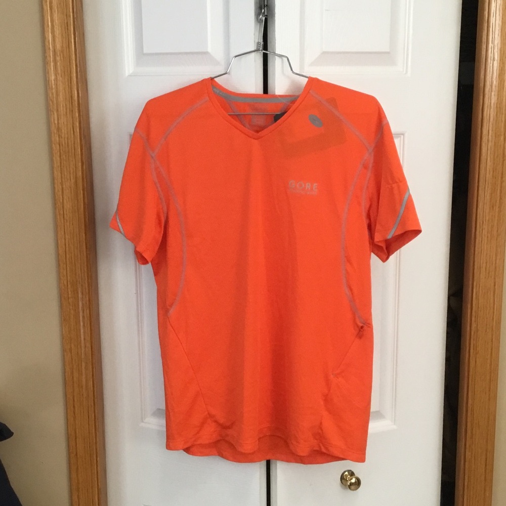 Men’s running shirt.